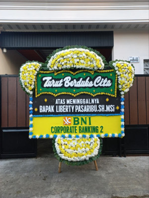 Papan Bunga Duka di Cisande